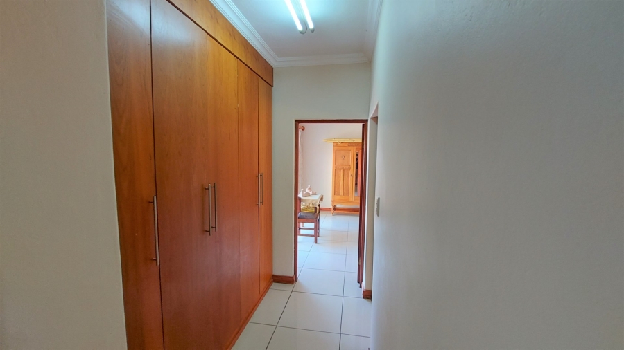 7 Bedroom Property for Sale in Birdwood Estate North West